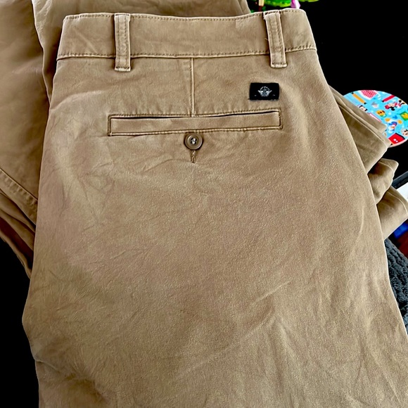 Dockers Men's Athletic Fit Ultimate Chino Pants with Smart 360 Flex 36W32L - Picture 8 of 8